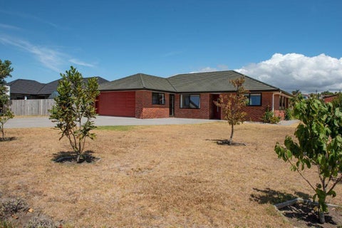 6 Pukeko Street, Ruakaka
