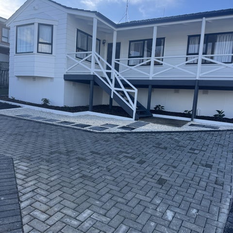 50 Athena Drive, Totara Vale, Auckland