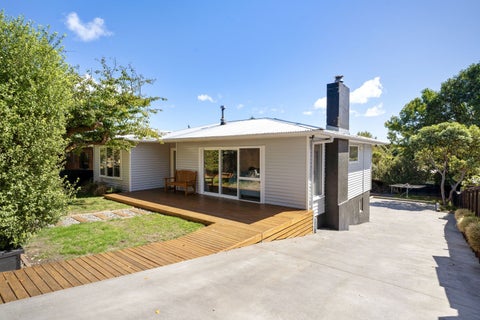 17 Aorangi Road, Paraparaumu