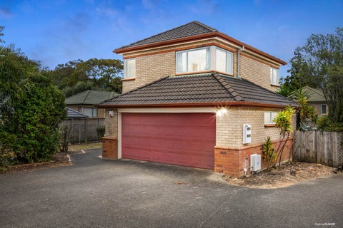 28 Amherst Place, Albany, Auckland