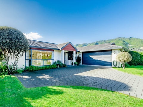 27 Cranbrook Grove, Waikanae, Waikanae