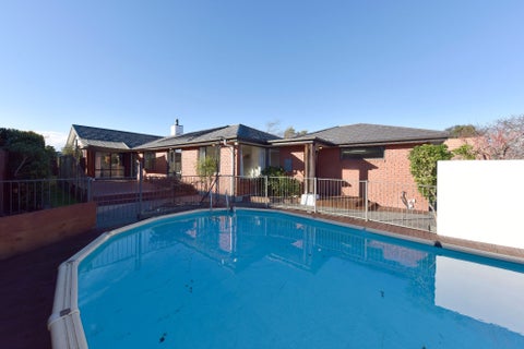10 Courtfield Close, Parklands, Christchurch