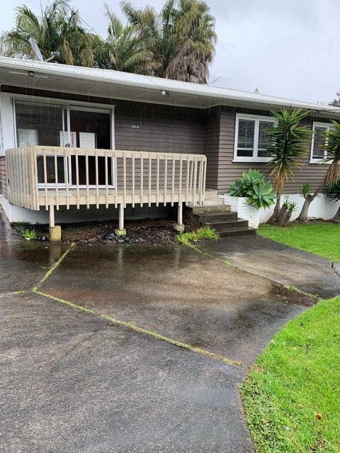 1/85 Eskdale Road, Birkdale, Auckland