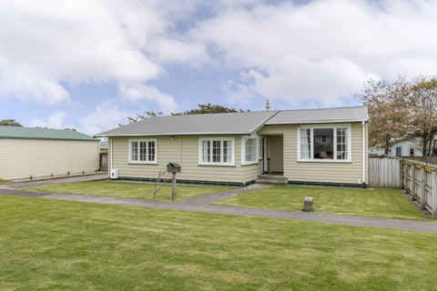 17A Carey Street, Waitara, Waitara