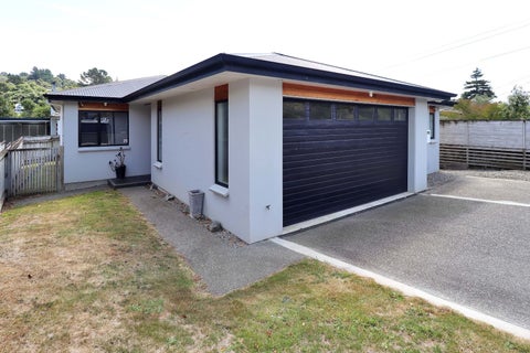 176 Stokes Valley Road, Stokes Valley, Lower Hutt