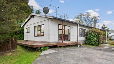 134 Triangle Road, Massey, Auckland