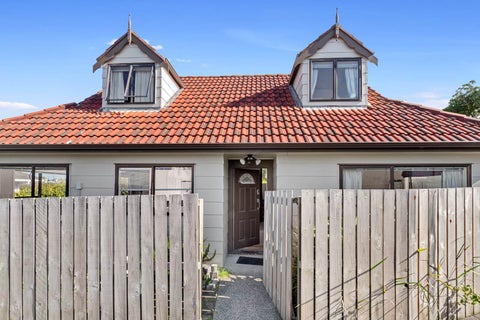 1/30 Ngataringa Road, Devonport, Auckland