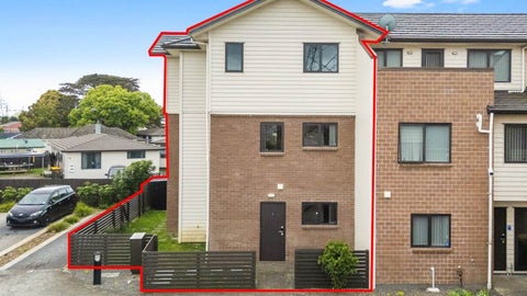 3/30 Calvert Avenue, Mangere East, Auckland