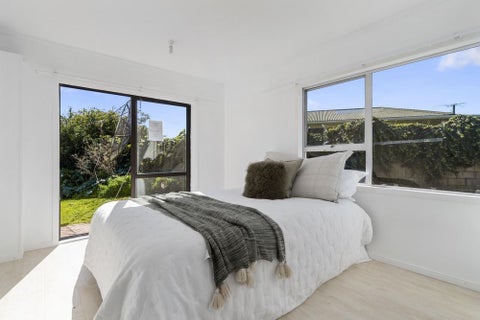 53 Chequers Avenue, Glenfield, Auckland