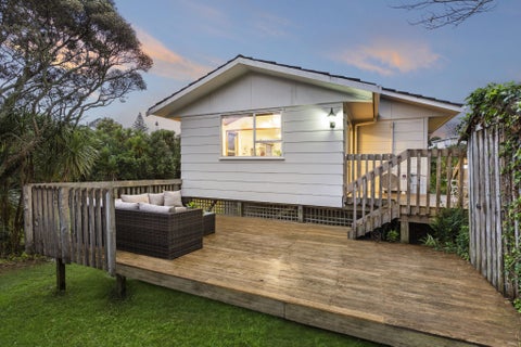 48 Kaikoura Street, Henderson, Auckland