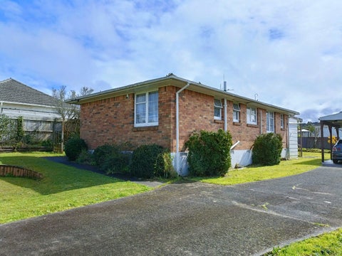 58 McAnnalley Street, Manurewa East, Auckland