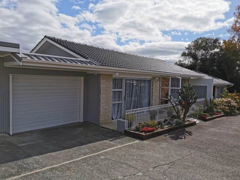 2/3149 Great North Road, New Lynn, Auckland