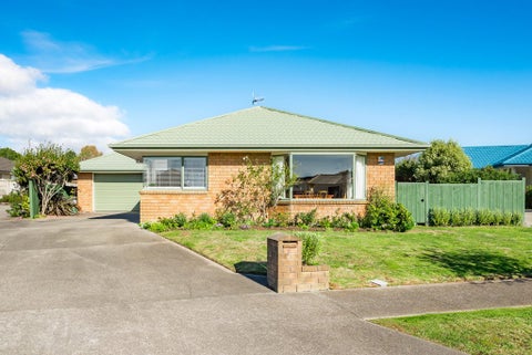 7 Balmerino Grove, Waikanae