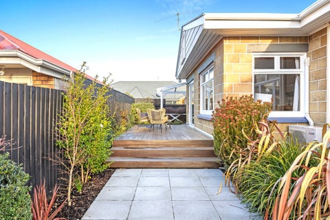 8 Ashmore Lane, Strowan, Christchurch