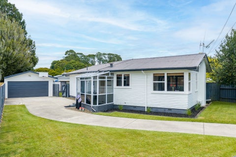 4 Colstone Street, Glenview, Hamilton