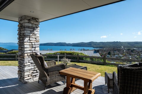18 Peregrine Place, Taupo
