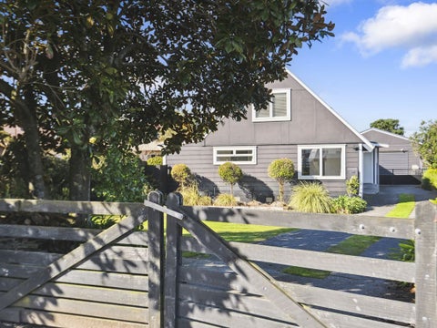 161 Karewa Parade, Papamoa Beach, Papamoa
