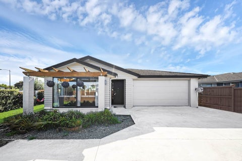 12 Biplane Street, Takanini, Auckland