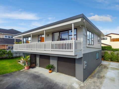12A Raymond Street, Point Chevalier, Auckland