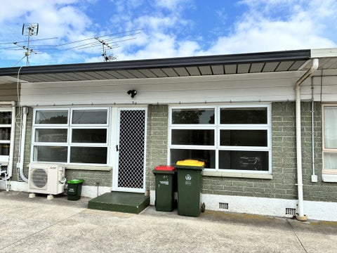 2/8 Overton Road, Papatoetoe, Auckland