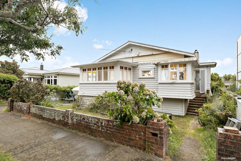 13 Walmer Road, Point Chevalier, Auckland