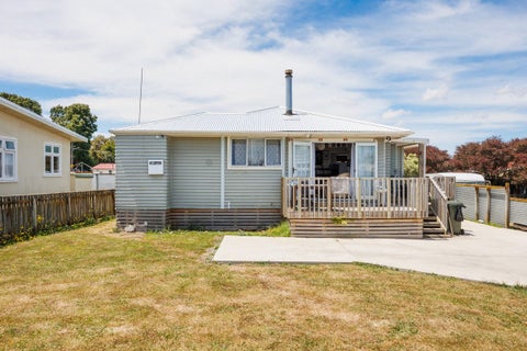 137 Broadway, Marton
