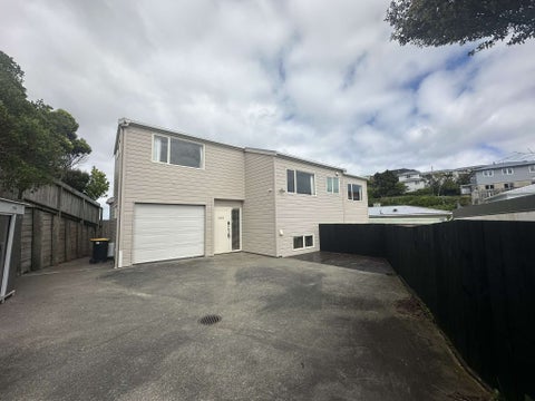 40C Ruskin Road, Newlands, Wellington