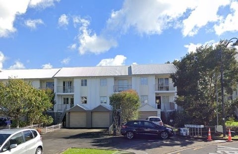 49 Winery Way, Henderson, Auckland