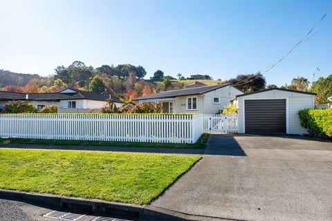 17 Golding Road, Taradale, Napier
