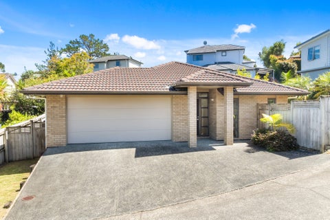 8 Carol Lee Place, Albany Heights, Auckland