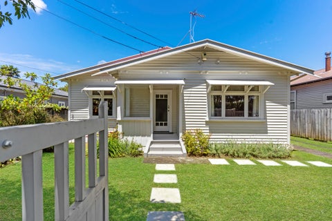 25 Jordan Avenue, Onehunga, Auckland