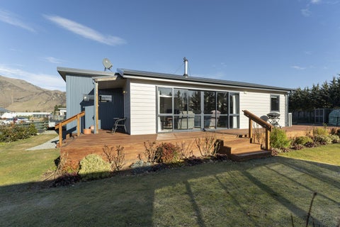 17 Cirrus Place, Omarama