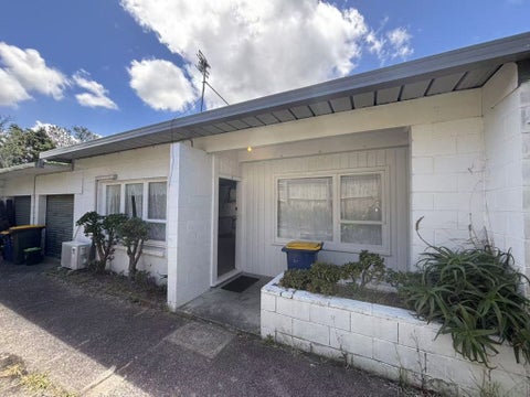 2/66 Flanshaw Road, Te Atatu South, Auckland