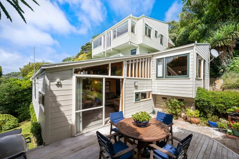 79 Nicholson Road, Khandallah, Wellington