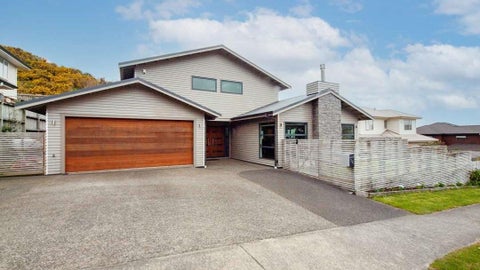 35 Mauldeth Terrace, Churton Park, Wellington