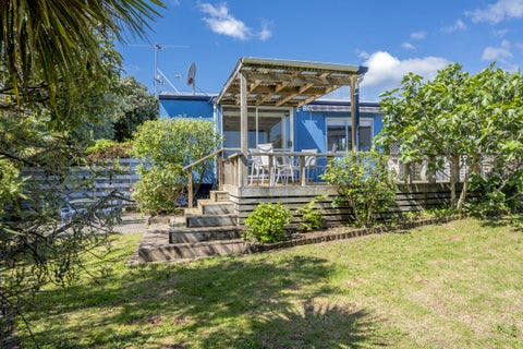4 Pio Pio Place, Waikanae Beach, Waikanae