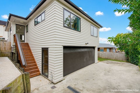 5B James Laurie Street, Henderson, Auckland