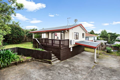 15A Gill Avenue, Te Atatu Peninsula, Auckland