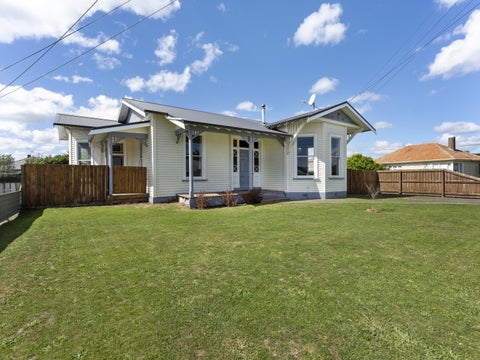 2 Brunswick Road, Aramoho, Whanganui