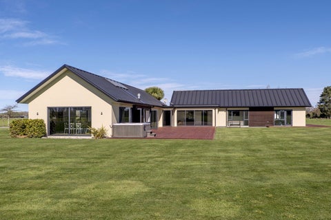 585 Coutts Island Road, Coutts Island, Christchurch