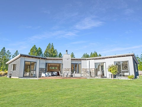46 North West Arch, Twizel
