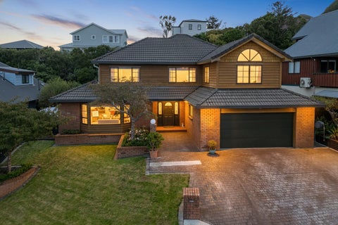 11 Ramphal Terrace, Khandallah, Wellington