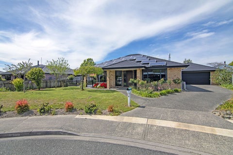 9 Mayer Crescent, Wakefield