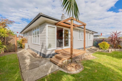 18 Neal Crescent, Onekawa, Napier