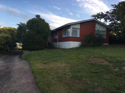 19 Russleigh Drive, Dinsdale, Hamilton