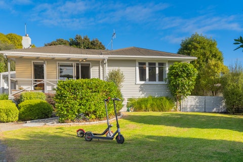 10 Konini Grove, Raumati Beach, Paraparaumu