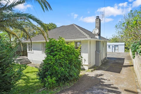 3 Donovan Avenue, Massey, Auckland