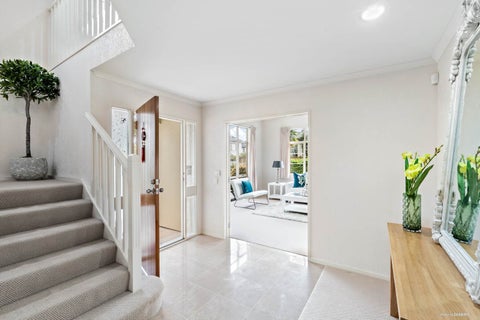 20 Thornbury Crescent, East Tamaki Heights, Auckland