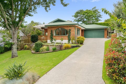 10 Rothesay Lane, Bethlehem, Tauranga