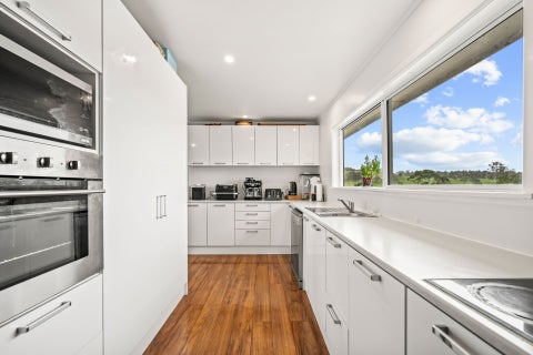 5 Hebe Lane, Maungaturoto